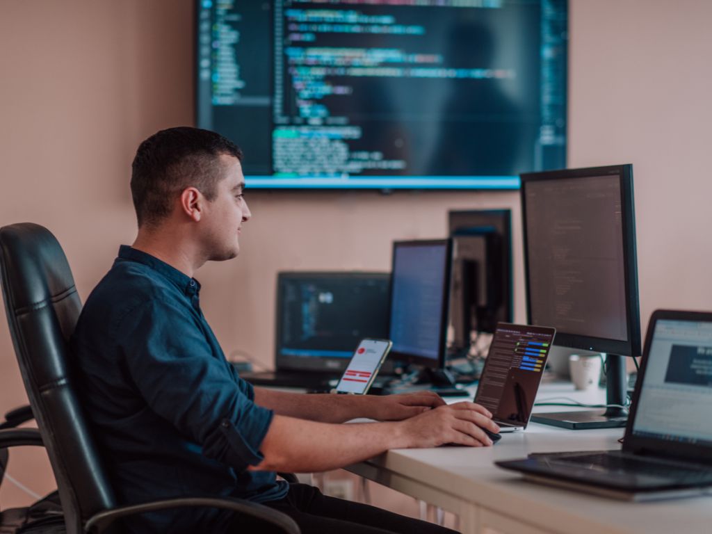 Un BTS suffit il pour devenir un expert en cybersécurité ?