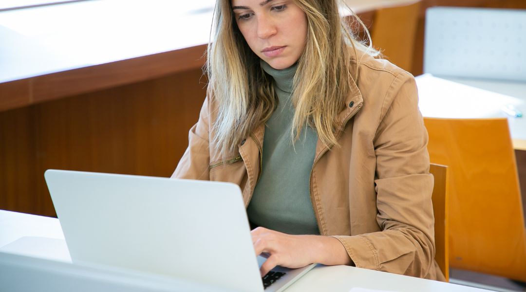 Comment désactiver les services inutiles de Windows 11 pour améliorer les performances ?