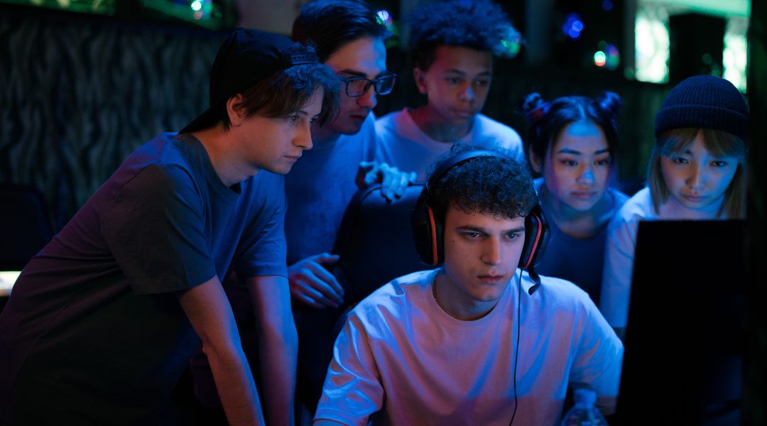 Comment détecter une attaque DDoS UDP sur un serveur Minecraft auto-hébergé ?