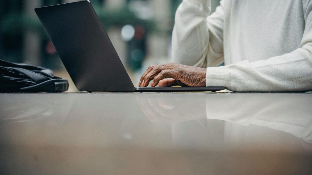 Quels outils permettent de tester la sécurité des boîtes mail contre le spear-phishing ?