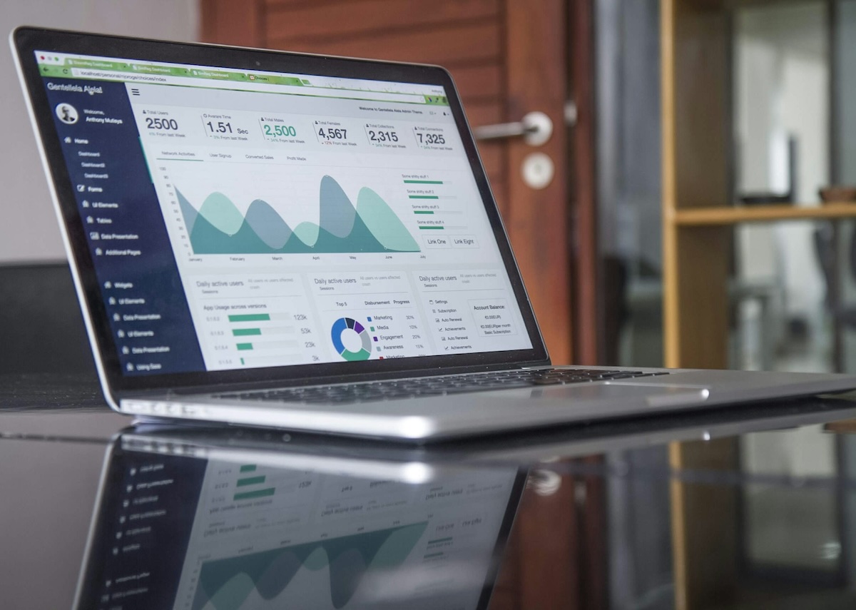 Données de prospection B2B : l&rsquo;importance de la précision et de l&rsquo;actualisation pour optimiser les performances commerciales